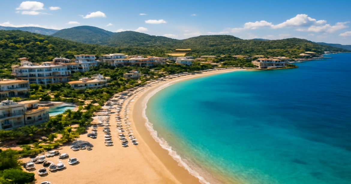 Aerial view of курорты Турции highlighting beaches and resorts in Antalya and Bodrum.