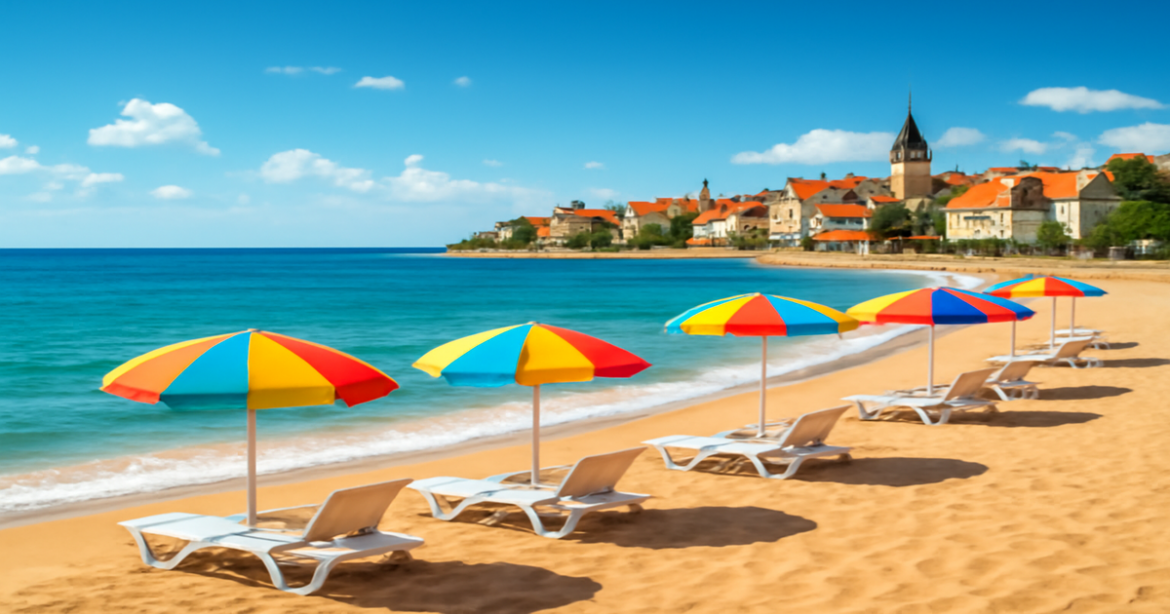 Experience the beauty of пляжный отдых в России with this vibrant beach scene showcasing its stunning coastlines.